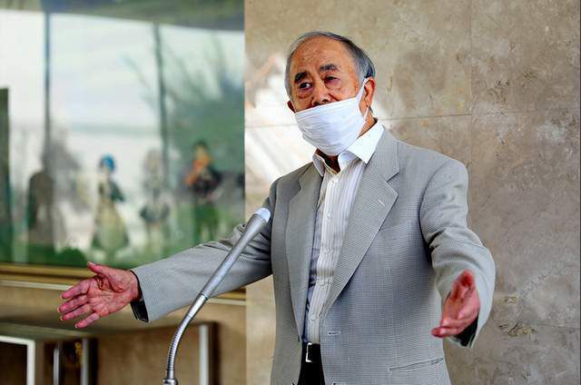 男人裸体写真集露大乌